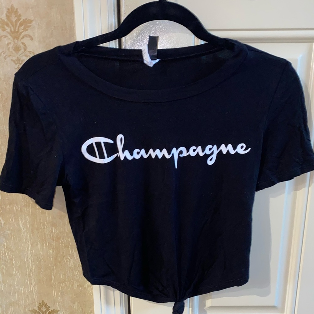 Cropped Black T-Shirt